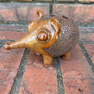 LINDA TAYLACE Ceramic Pottery